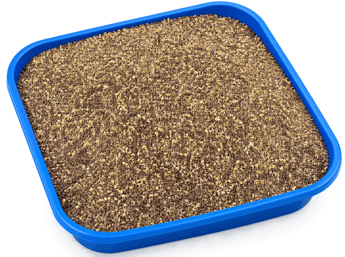 Chana khanda — coarse broken gram — in a tray